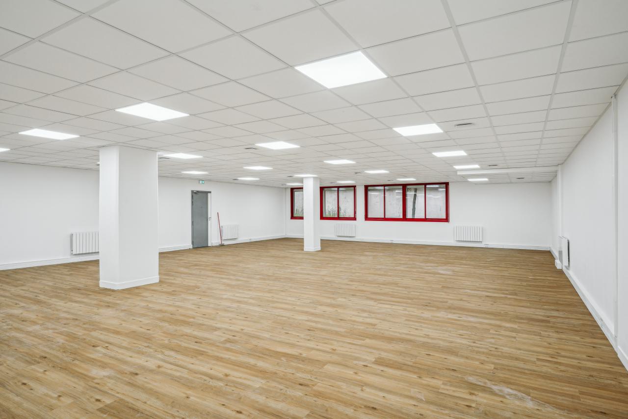 Bureau Paris 734m² Location bureau Paris OLBUR2318206 9